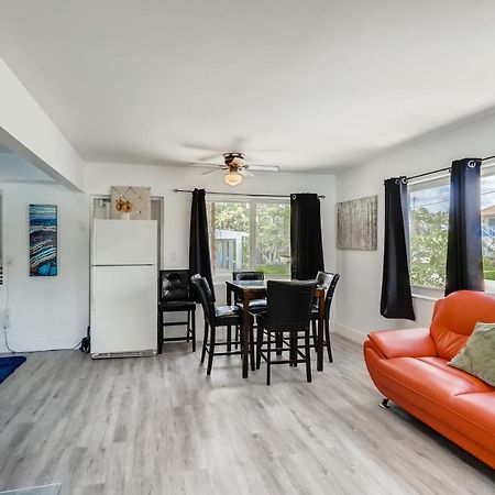 Tropical Getaway/ Stunning 2Br Gem Apartment West Palm Beach Exterior photo