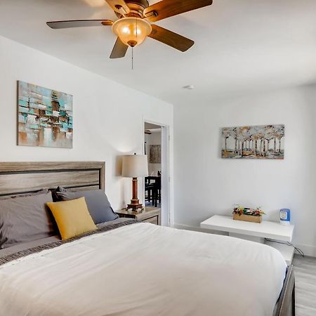 Tropical Getaway/ Stunning 2Br Gem Apartment West Palm Beach Exterior photo