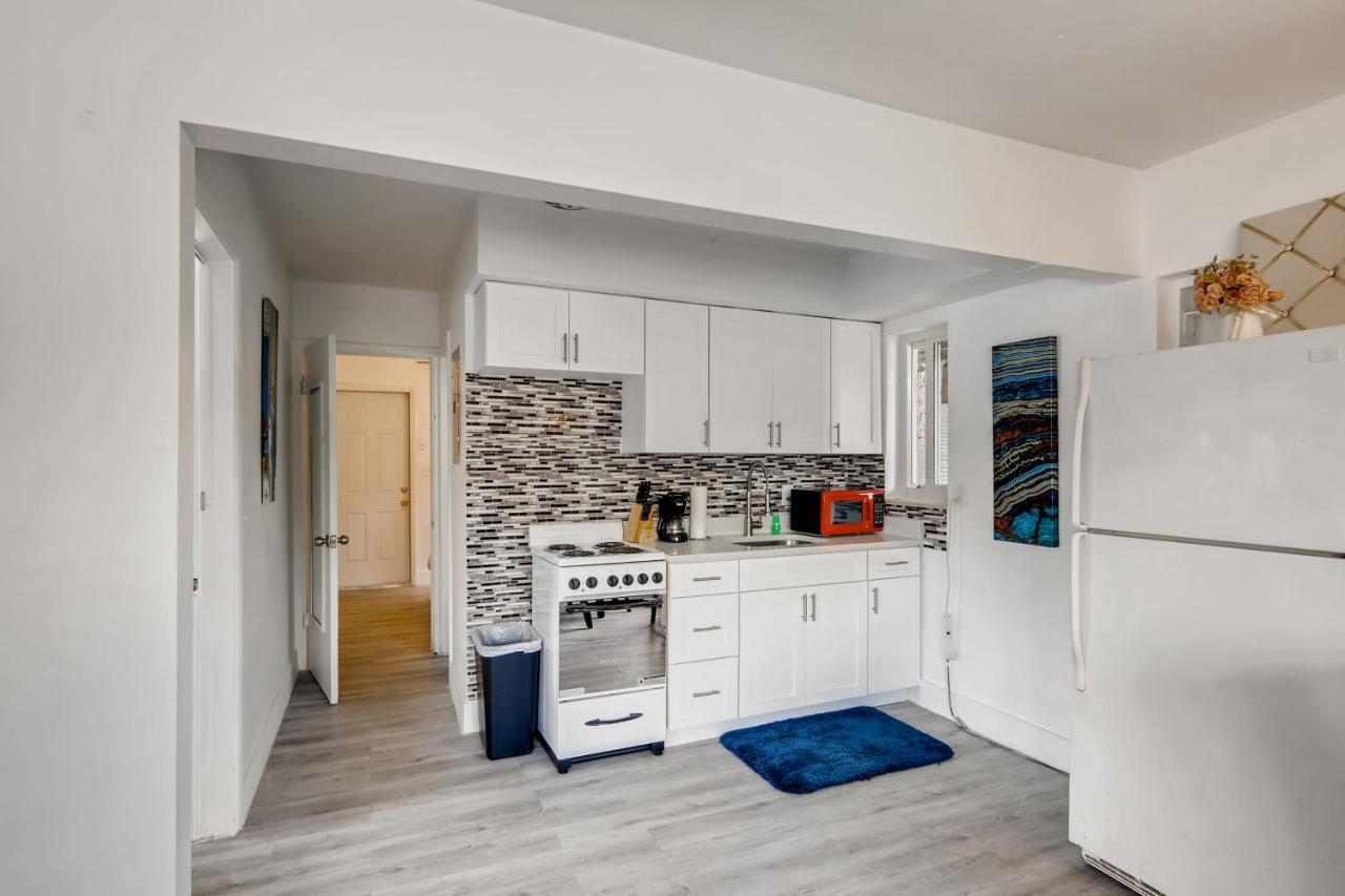 Tropical Getaway/ Stunning 2Br Gem Apartment West Palm Beach Exterior photo