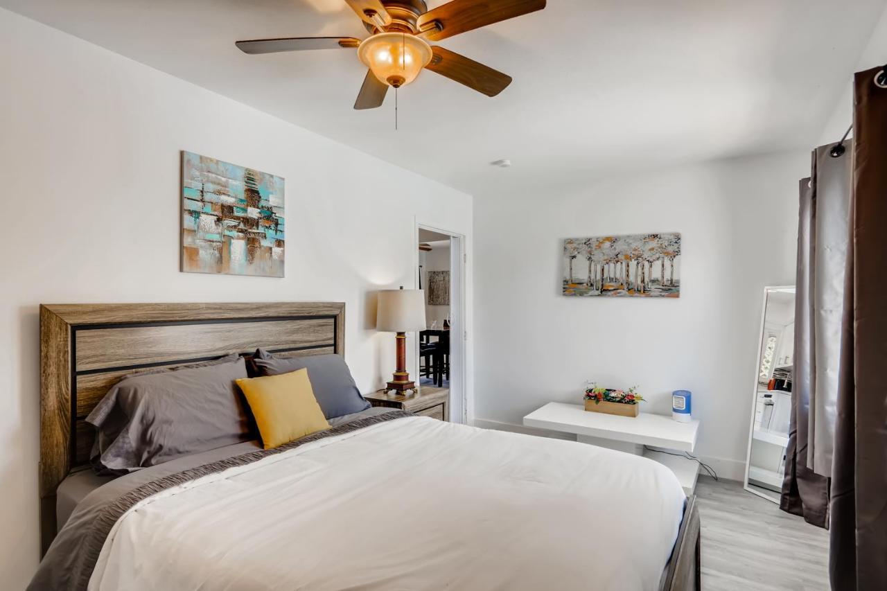 Tropical Getaway/ Stunning 2Br Gem Apartment West Palm Beach Exterior photo